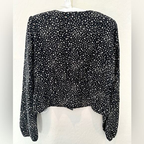 LEVI’S Plus Size Puff Sleeve Floral Peplum Blouse Black White Ditsy Print | XXL - Picture 6 of 8